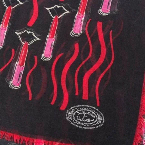 NWT Valentino GARAVANI Scarf Lipstick Black Red